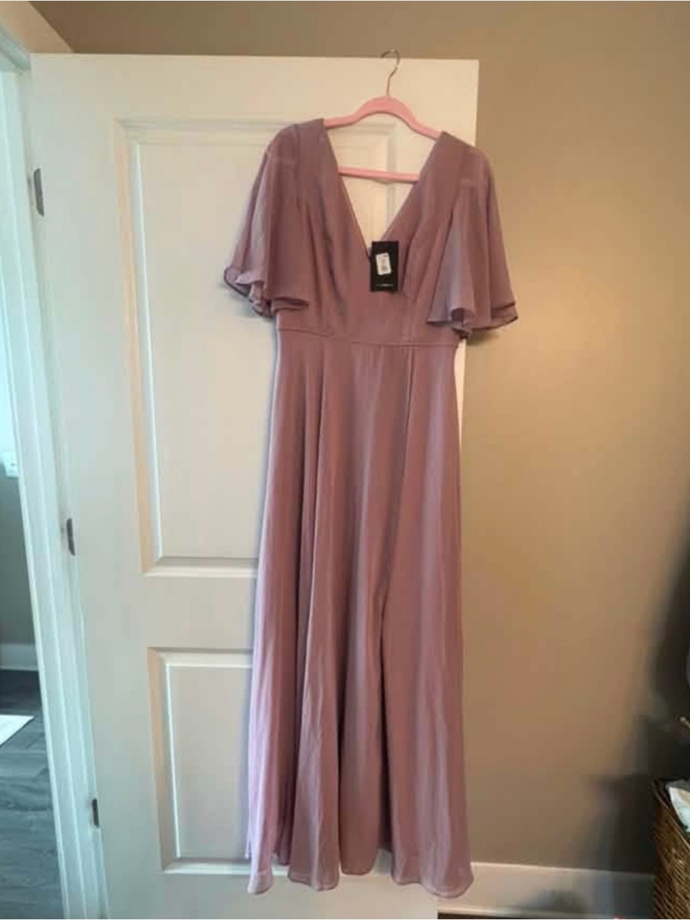 NWT - Fashion Nova mauve chiffon maxi dress
